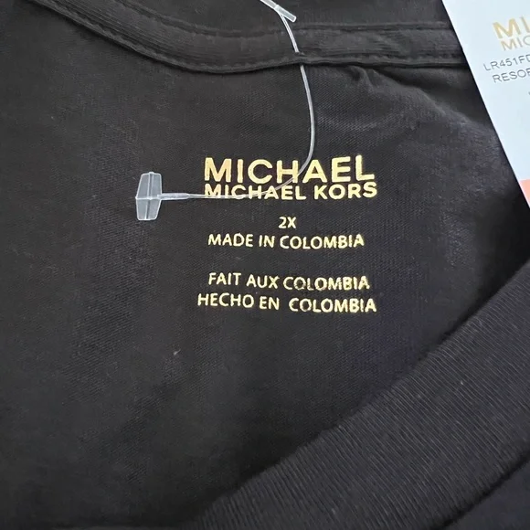 ****SOLD****Michael Kors black short sleeve MK t-shirt size 2X - Picture 3 of 6